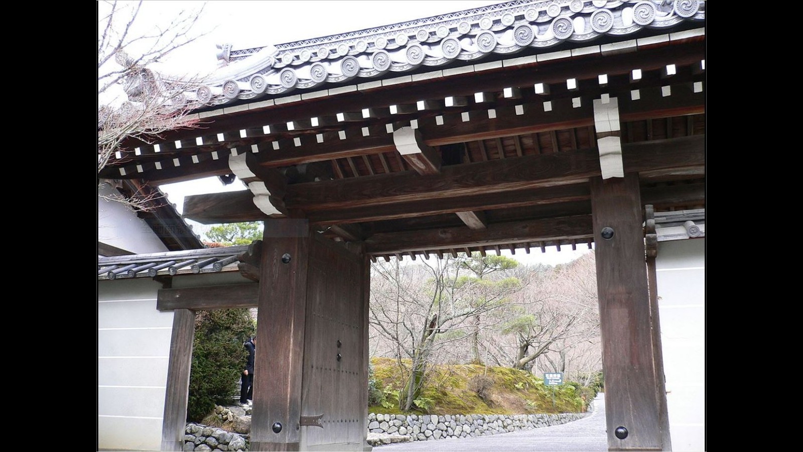 51_ryoanji_sanmon poort